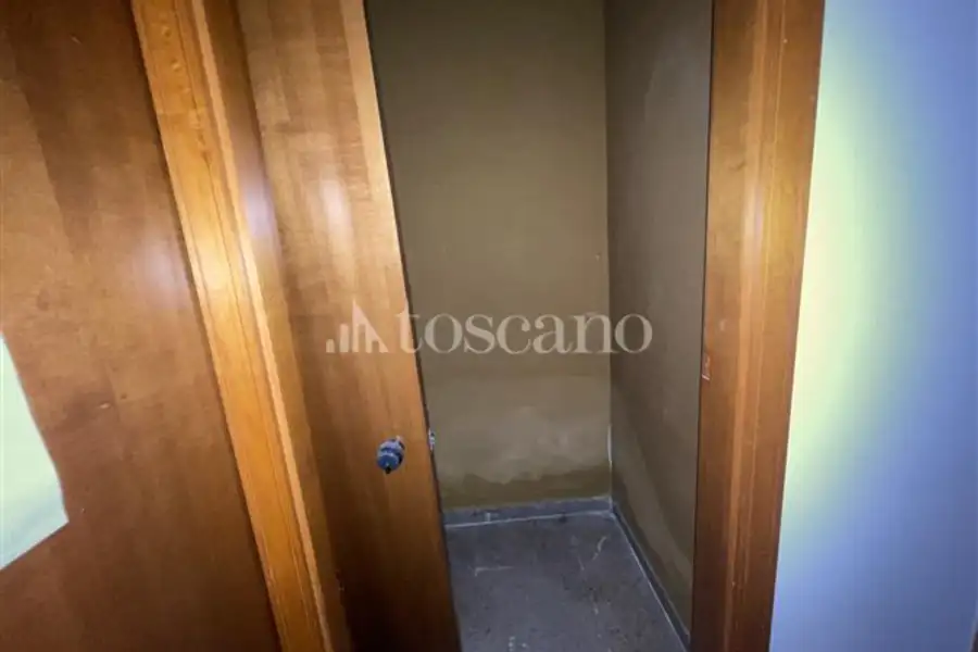 Negozio in vendita di 318 mq a €470.000 (rif. 30/2025)