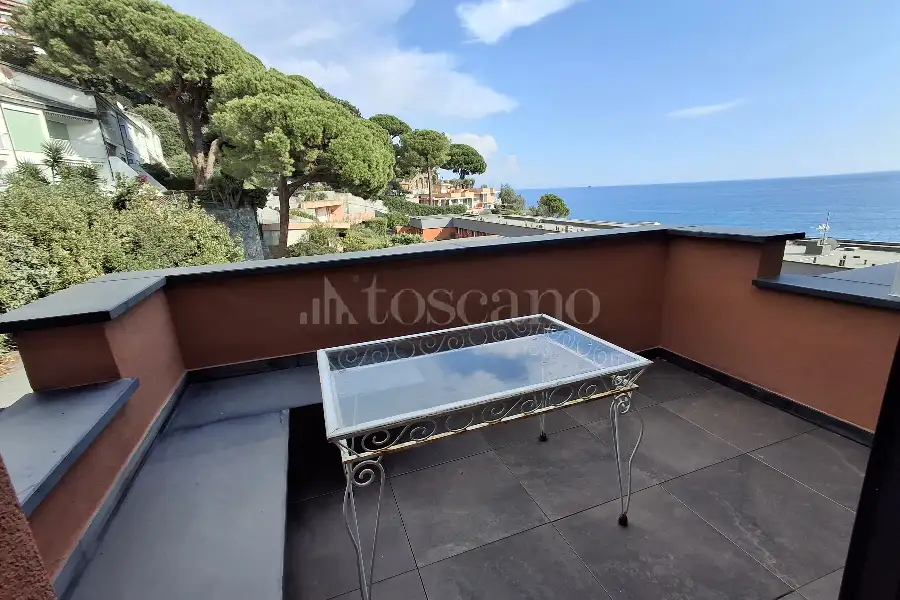 Attico in vendita di 96 mq a €590.000 (rif. 16/2026)