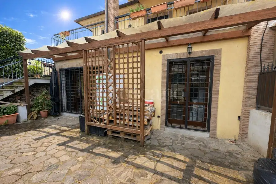 Villa Plurifamiliare in vendita di 200 mq a €430.000 (rif. 20/2026)