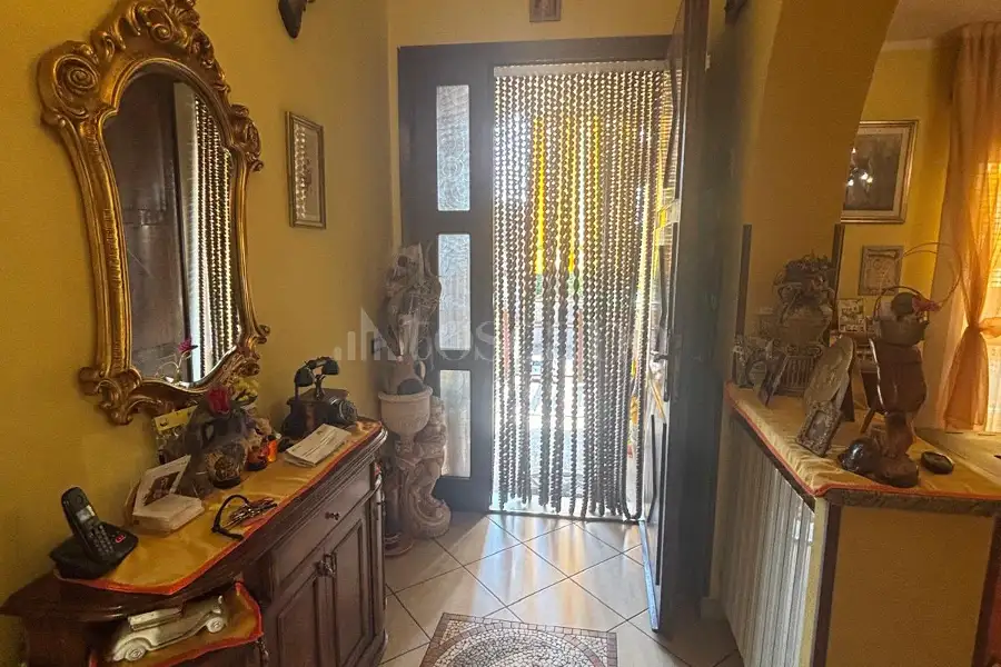 Villa in vendita di 290 mq a €390.000 (rif. 27/2026)