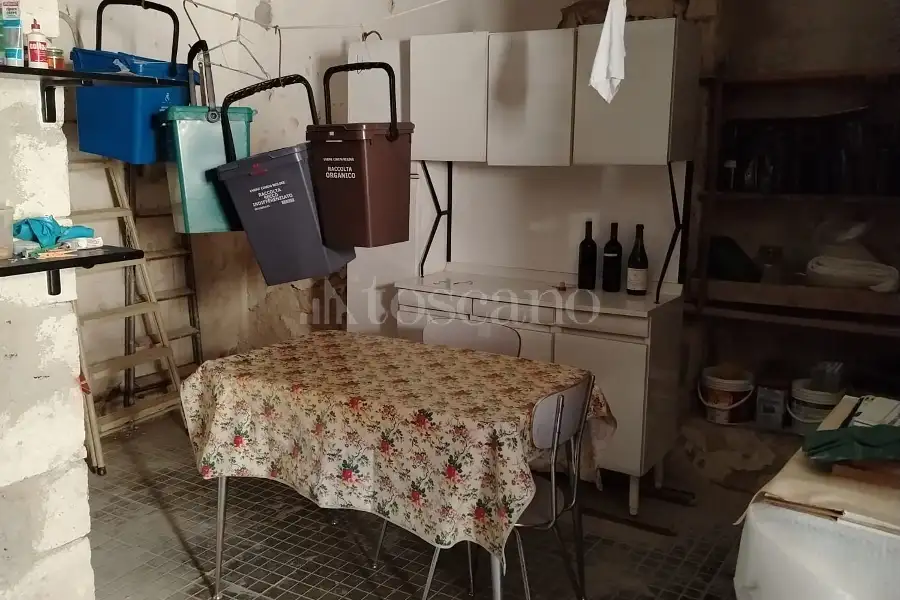 Casa Indipendente in vendita di 150 mq a €35.000 (rif. 225/2026)
