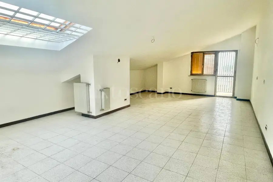 Attico in vendita di 130 mq a €298.000 (rif. 14/2025)