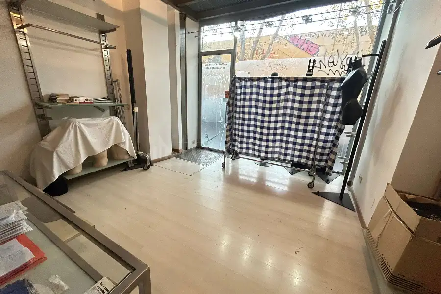 Negozio in affitto di 70 mq a €2.500 (rif. 1/2025)