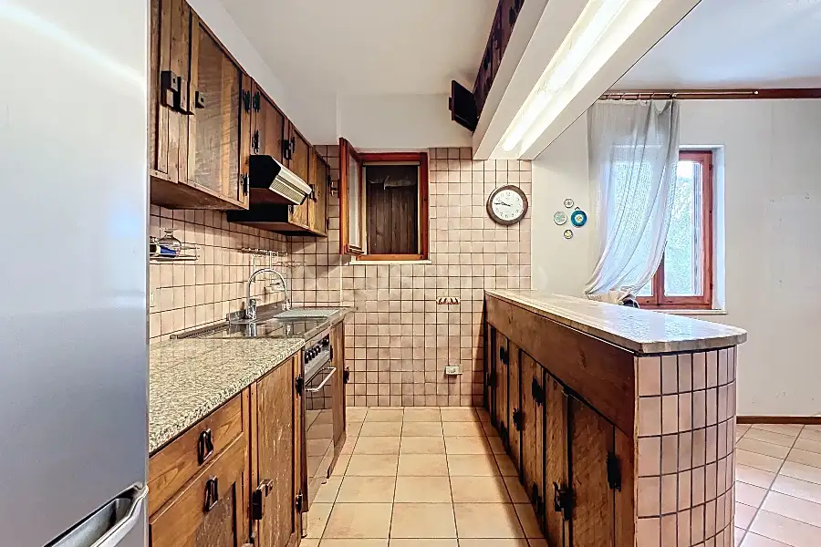 Casa Indipendente in vendita di 300 mq a €330.000 (rif. 24/2026)