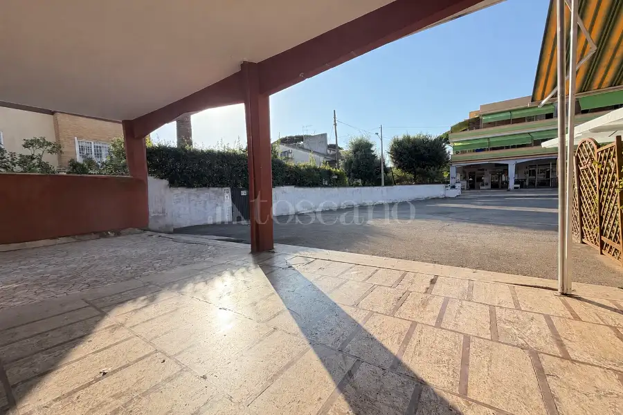 Negozio in affitto di 80 mq a €750 (rif. 87/2026)
