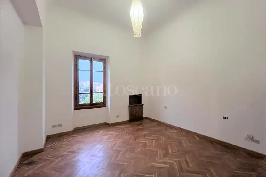 Casa in affitto di 130 mq a €1.560 (rif. 17/2025)