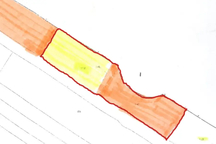 Edificabile Commerciale in vendita di 8.000 mq a €49.000 (rif. 10/2026)