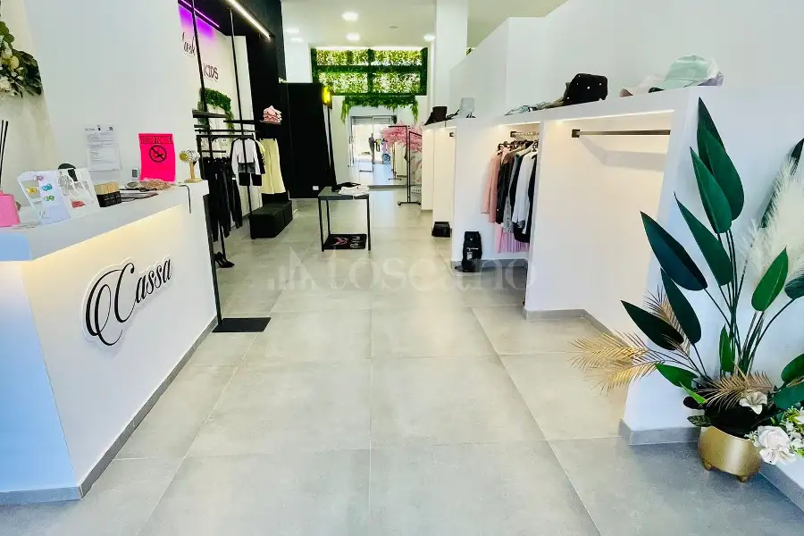 Attività Commerciale in vendita di 133 mq a €59.000 (rif. 31/2026)