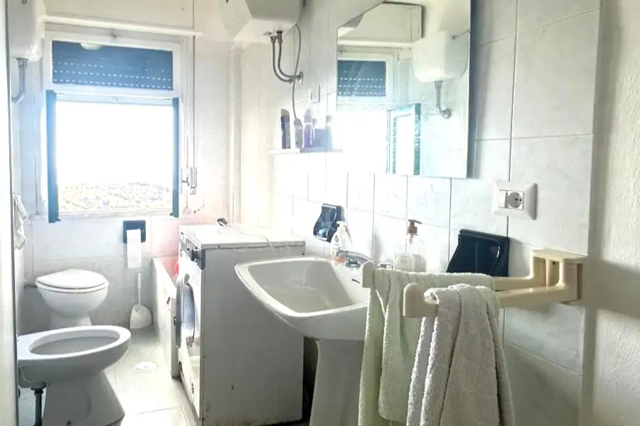 Villa Plurifamiliare in vendita di 275 mq a €350.000 (rif. 15/2025)