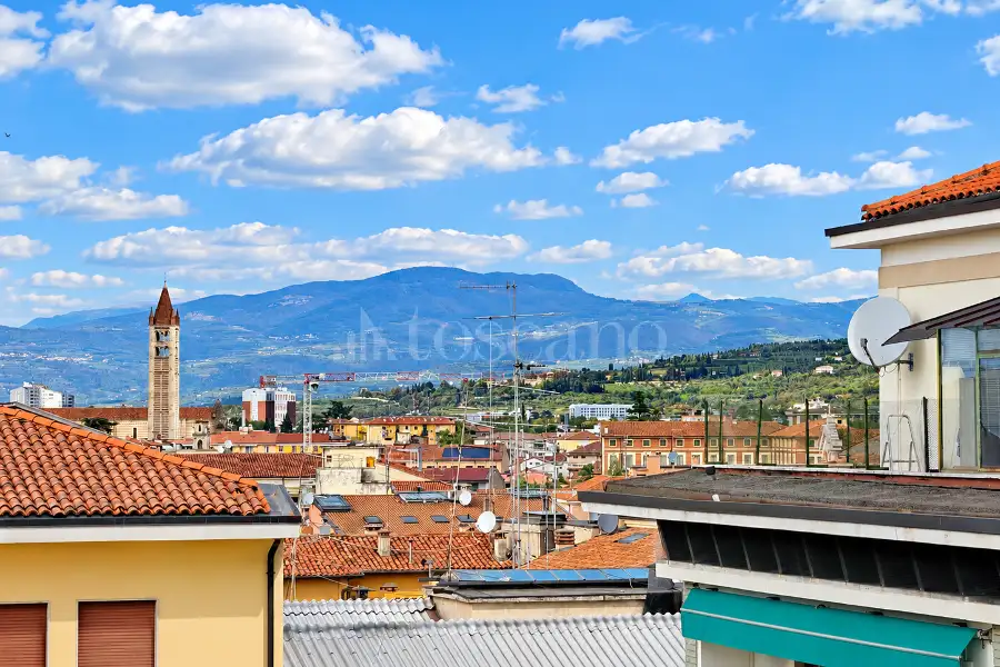 Casa in vendita di 200 mq a €525.000 (rif. 44/2026)