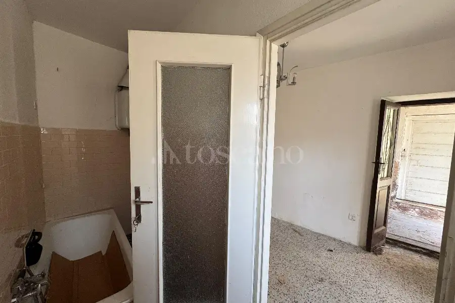 Casa Indipendente in vendita di 376 mq a €177.000 (rif. 7/2026)