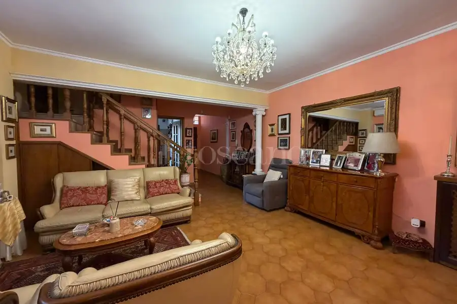 Villa Bifamiliare in vendita di 250 mq a €579.000 (rif. 20/2026)