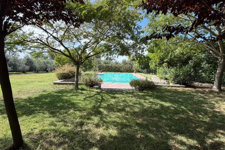 Villa Bifamiliare in vendita di 400 mq a €829.000 (rif. 33/2026)