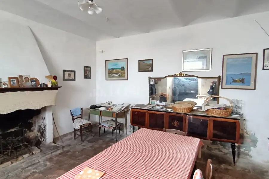Rustico in vendita di 110 mq a €45.000 (rif. 6/2026)