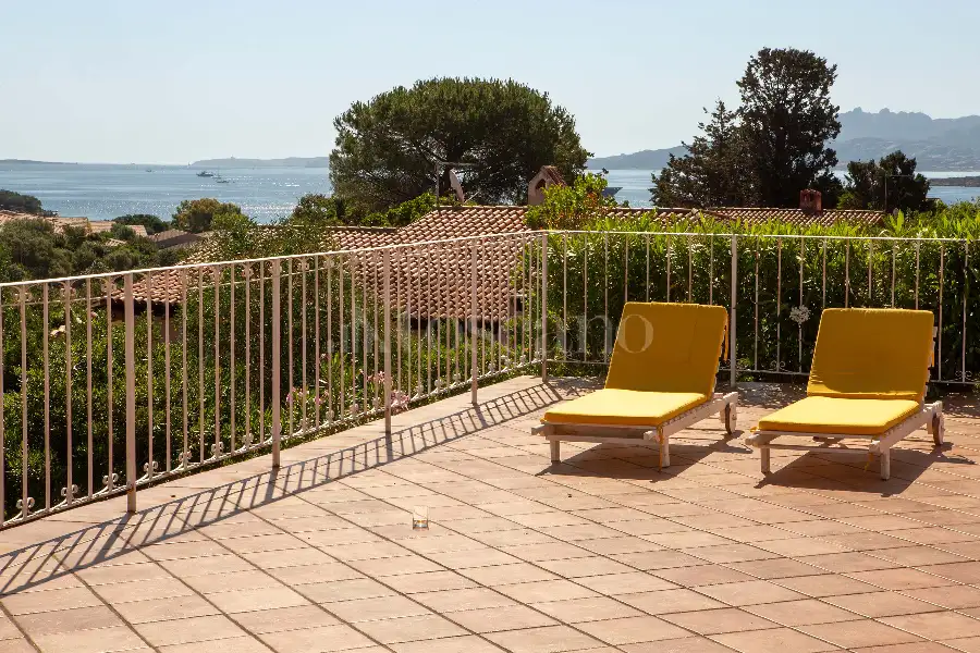 Villa in vendita di 135 mq a €700.000 (rif. 5/2026)