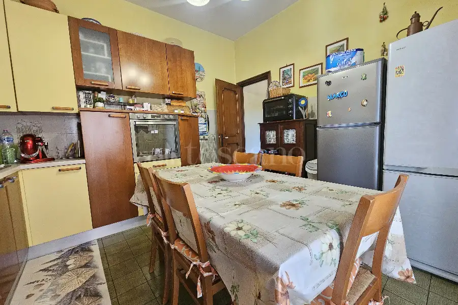 Villa Bifamiliare in vendita di 200 mq a €299.000 (rif. 141/2025)