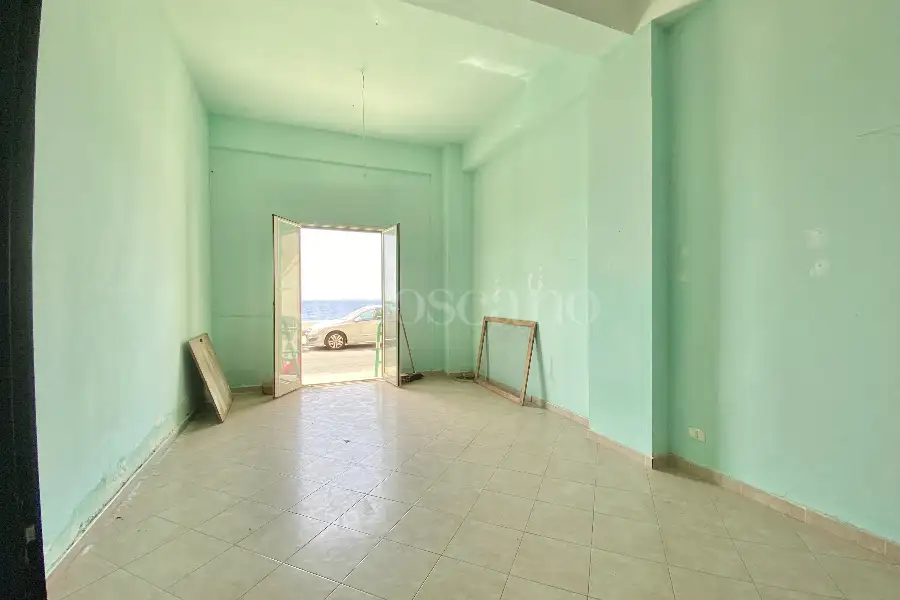 Negozio in vendita di 70 mq a €230.000 (rif. 37/2025)