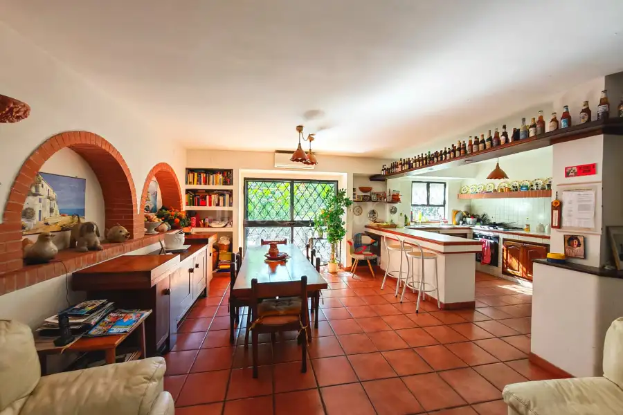 Villino a Schiera in vendita di 300 mq a €565.000 (rif. 28/2025)