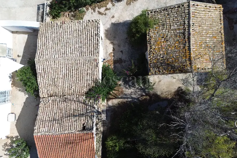 Villa in vendita di 345 mq a €369.000 (rif. 123/2026)