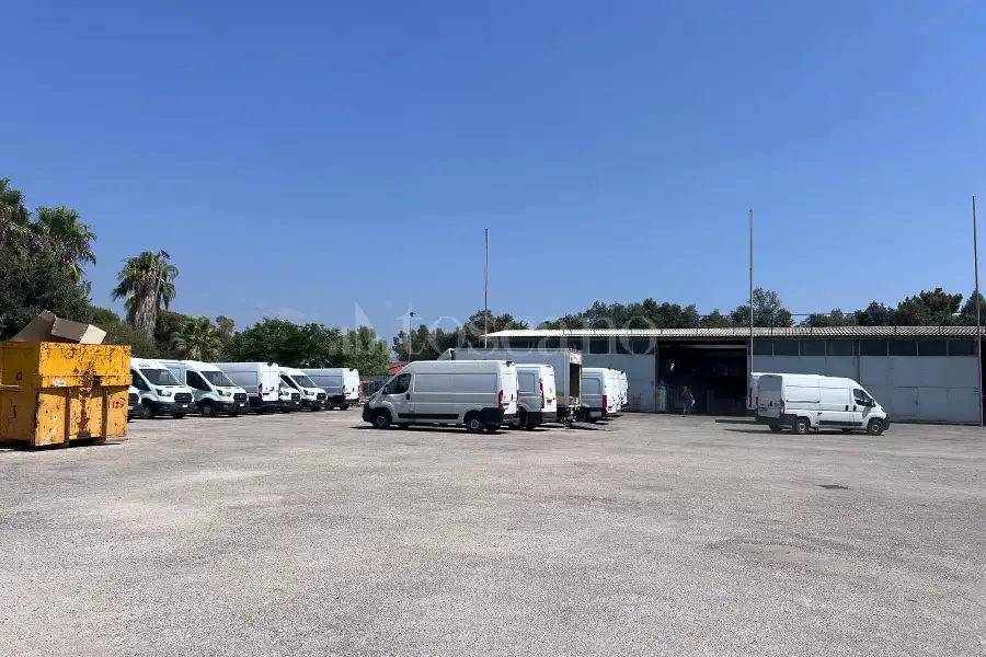 Capannone in affitto di 550 mq a €6.000 (rif. 19/2026)