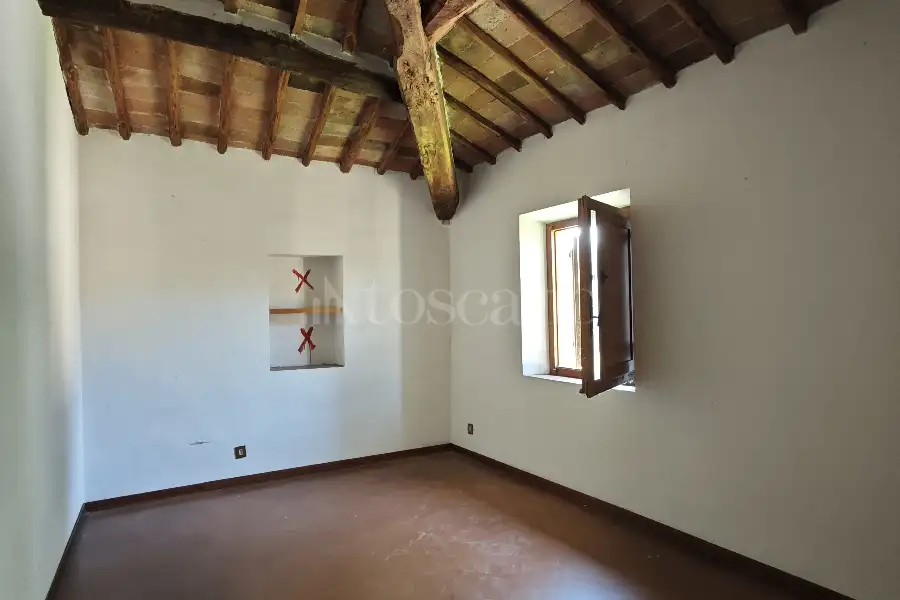 Casa in vendita di 400 mq a €650.000 (rif. 26/2025)
