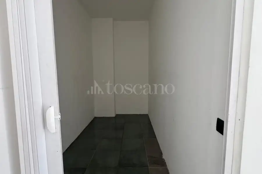 Negozio in affitto di 150 mq a €1.500 (rif. 1/2024)