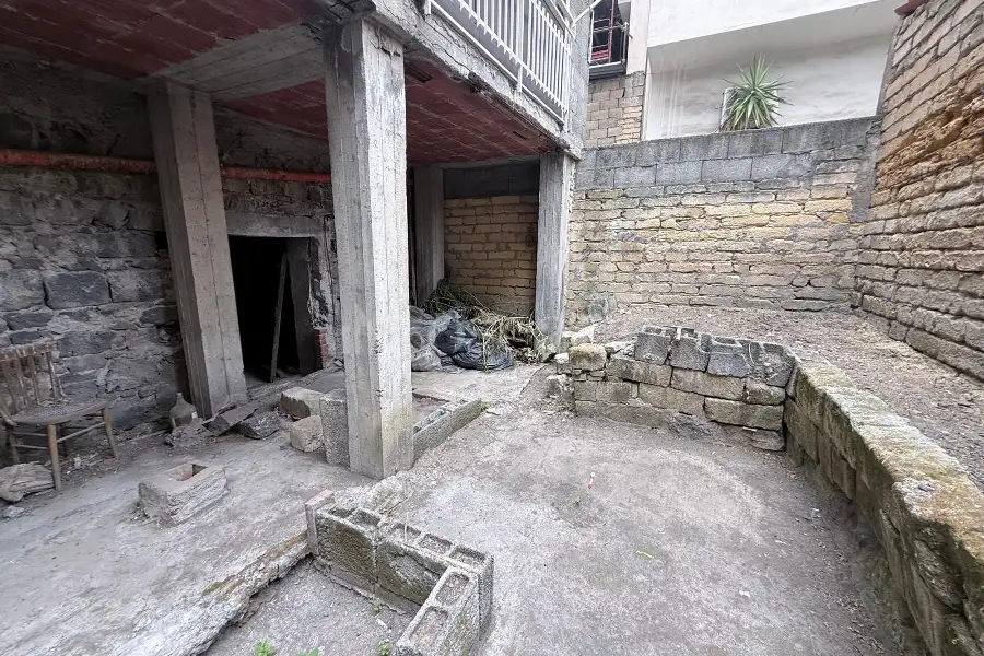 Magazzino in vendita di 90 mq a €15.000 (rif. 111/2026)