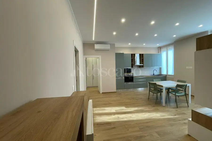 Casa in affitto di 80 mq a €1.700 (rif. 28/2026)