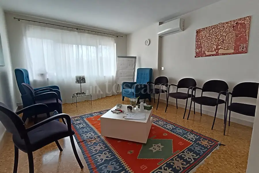 Ufficio in vendita di 165 mq a €225.000 (rif. 51/2024)