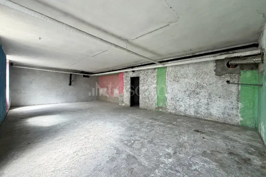 Magazzino in vendita di 110 mq a €225.000 (rif. 11/2026)