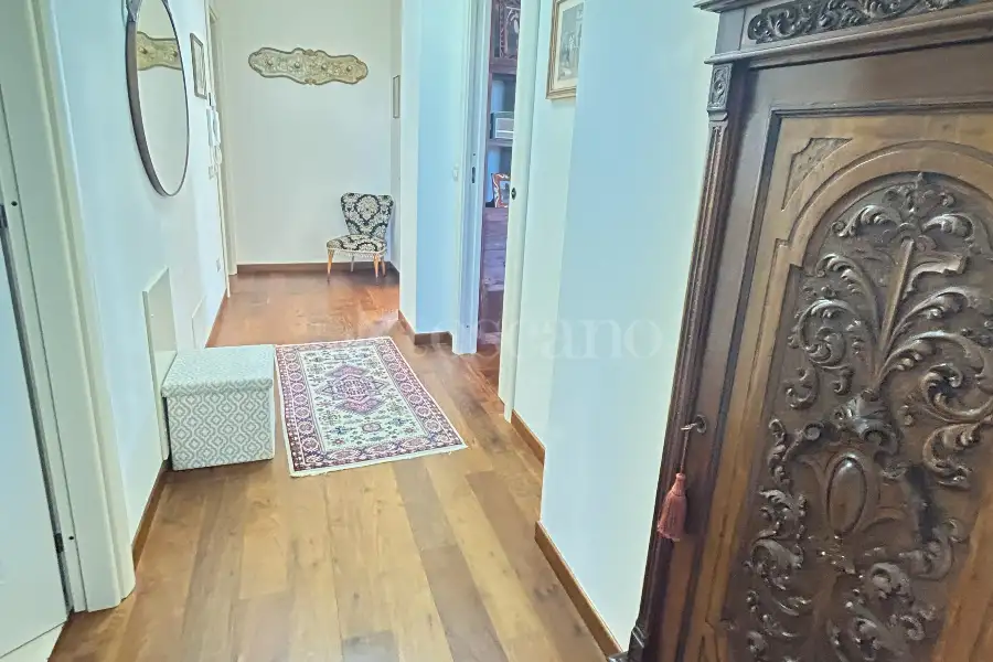 Villa in vendita di 480 mq a €880.000 (rif. 4/2026)