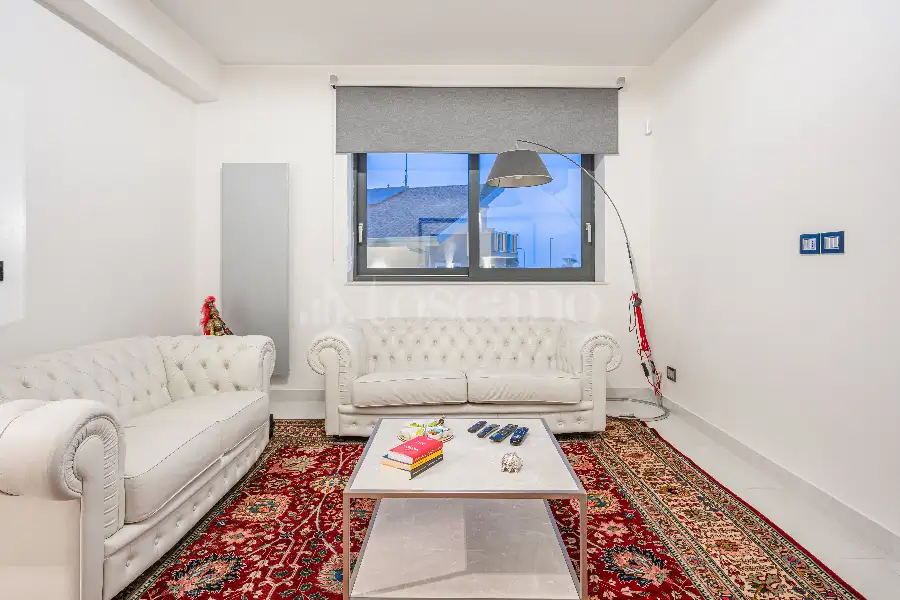 Villa in vendita di 320 mq a €829.000 (rif. 19/2026)