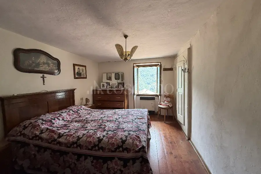 Casa Indipendente in vendita di 160 mq a €49.000 (rif. 19/2025)