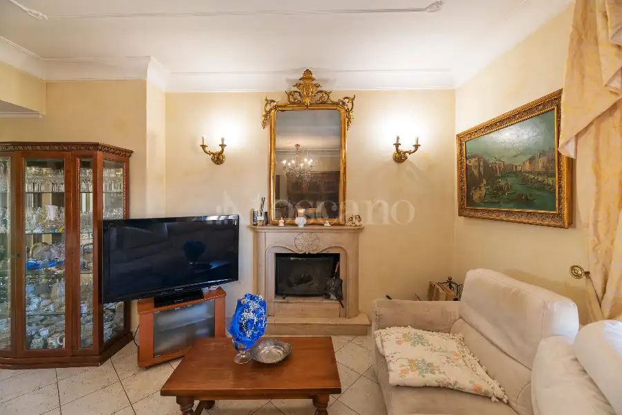 Attico in vendita di 120 mq a €220.000 (rif. 27/2025)