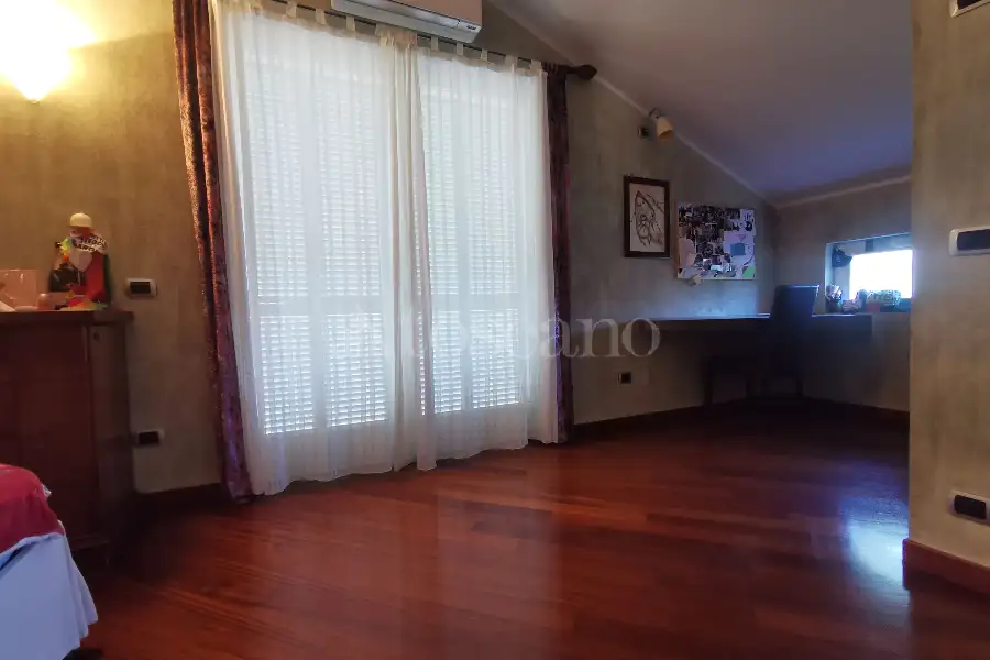Casale in vendita di 600 mq a €1.400.000 (rif. 32/2026)
