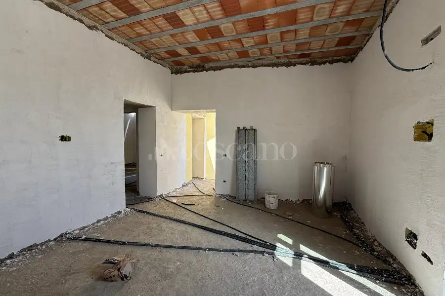 Casa in vendita di 1.500 mq a €2.850.000 (rif. 28/2026)