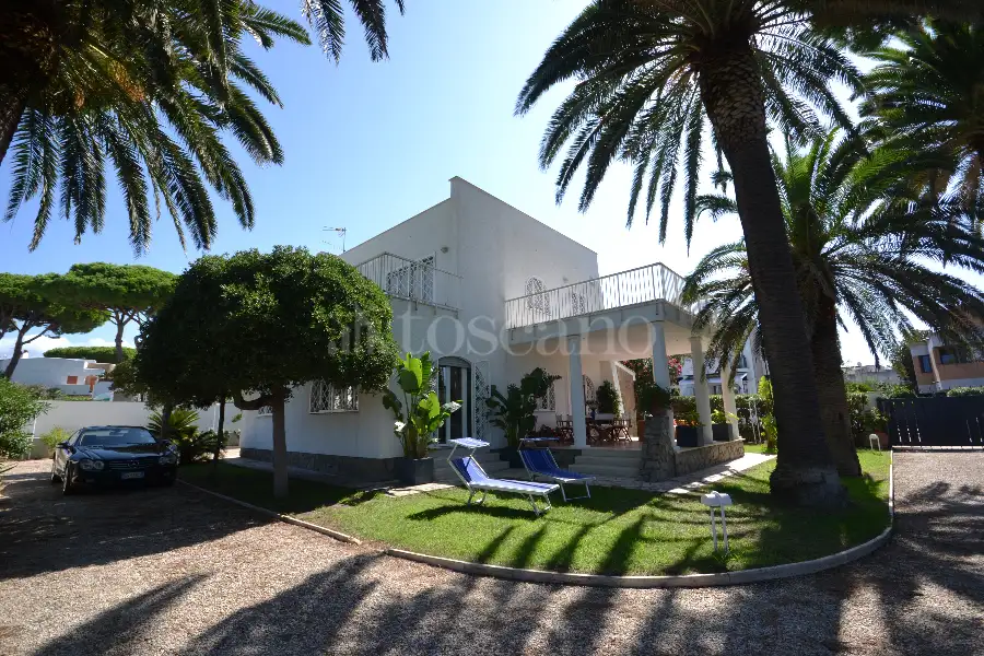 Casa Indipendente in affitto di 180 mq a €2.900 (rif. 43/2025)