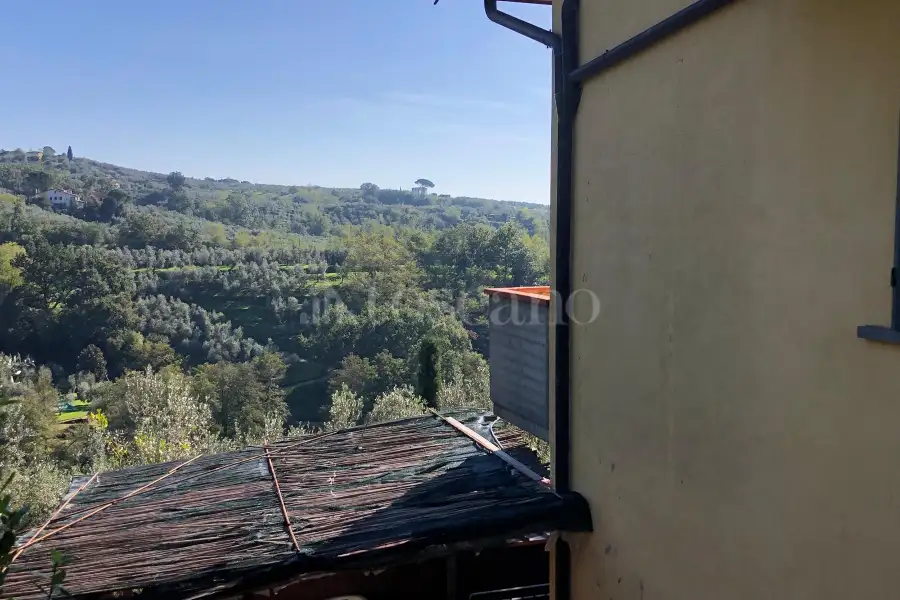 Villa in vendita di 410 mq a €398.000 (rif. 43/2024)