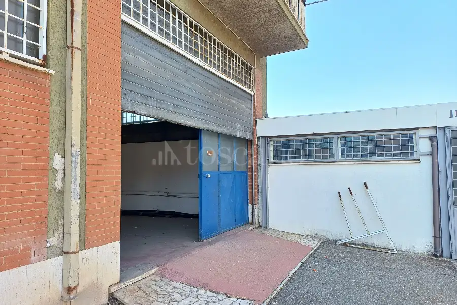 Laboratorio in vendita di 600 mq a €300.000 (rif. 32/2025)