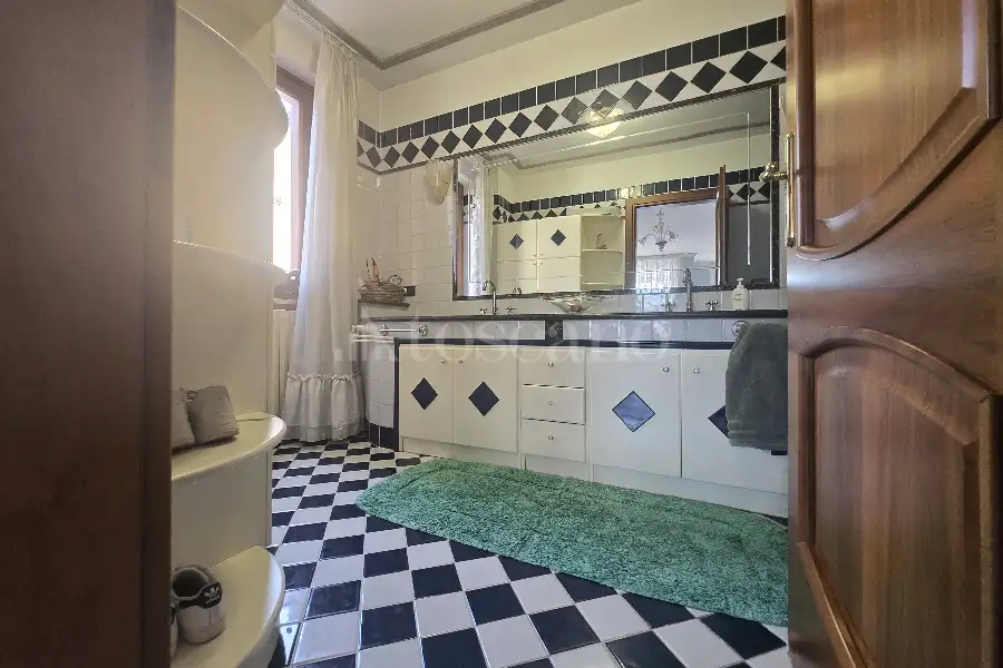 Casa Indipendente in vendita di 410 mq a €615.000 (rif. 40/2025)