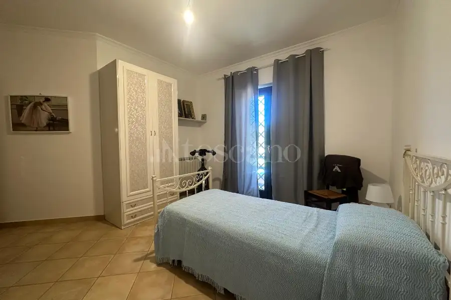Villa Bifamiliare in vendita di 220 mq a €399.000 (rif. 94/2026)