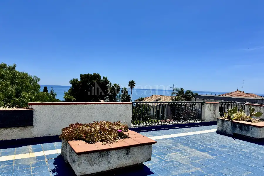 Villa in vendita di 380 mq a €550.000 (rif. 94/2026)