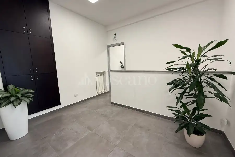 Negozio in vendita di 150 mq a €235.000 (rif. 10/2025)