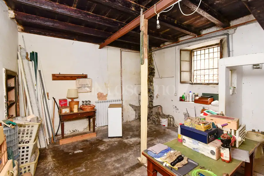 Palazzo in vendita di 250 mq a €248.000 (rif. 30/2025)