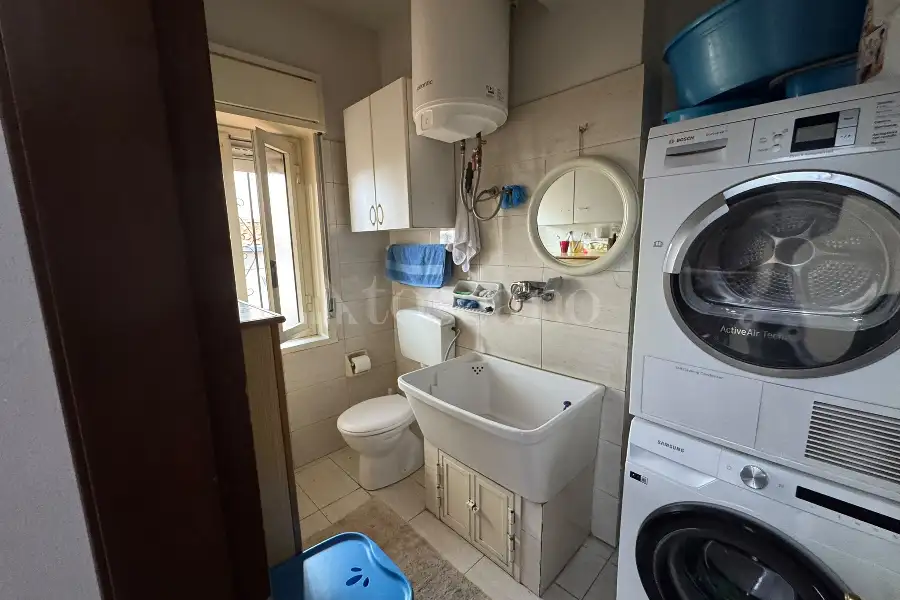 Villa Bifamiliare in vendita di 480 mq a €499.000 (rif. 171/2026)