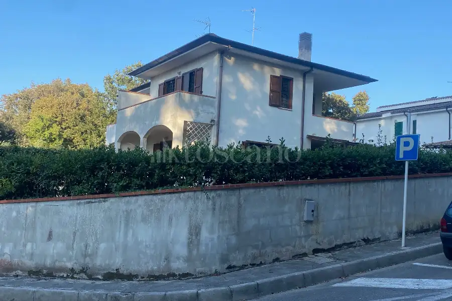 Villa in vendita di 120 mq a €240.000 (rif. 7/2025)