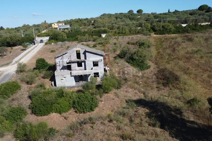 Casa Indipendente in vendita di 230 mq a €179.000 (rif. 199/2026)