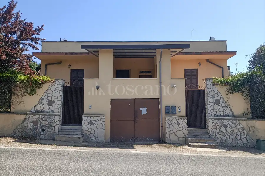 Villa in vendita di 120 mq a €449.000 (rif. 5/2026)