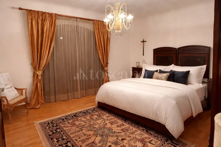 Villa in vendita di 600 mq a €430.000 (rif. 6/2026)