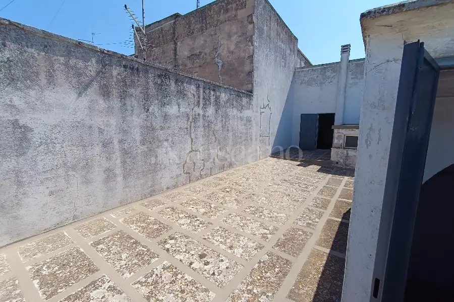 Palazzo in vendita di 270 mq a €650.000 (rif. 19/2024)
